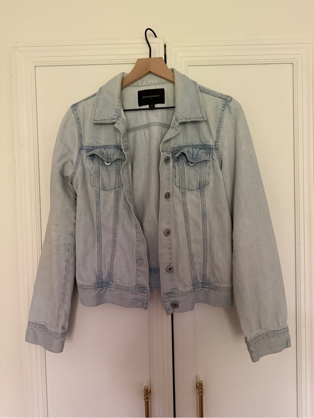 Banana Republic Pale Blue Denim Jacket - Classic Trucker